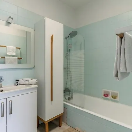 Grand Vue A Apartment *